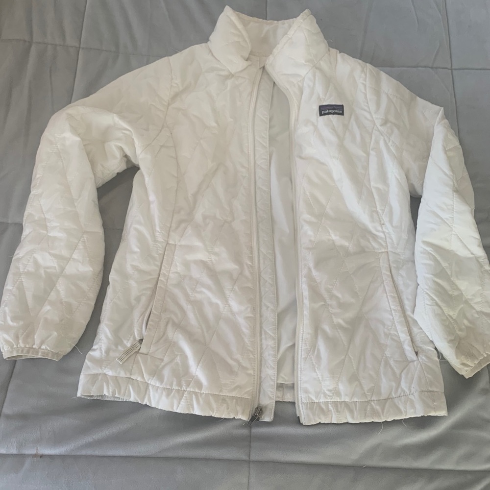 Size 10 white Patagonia jacket.